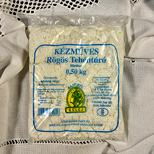 Kézműves rögös tehéntúró